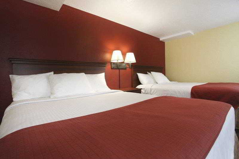 Baymont By Wyndham Cedar City Extérieur photo