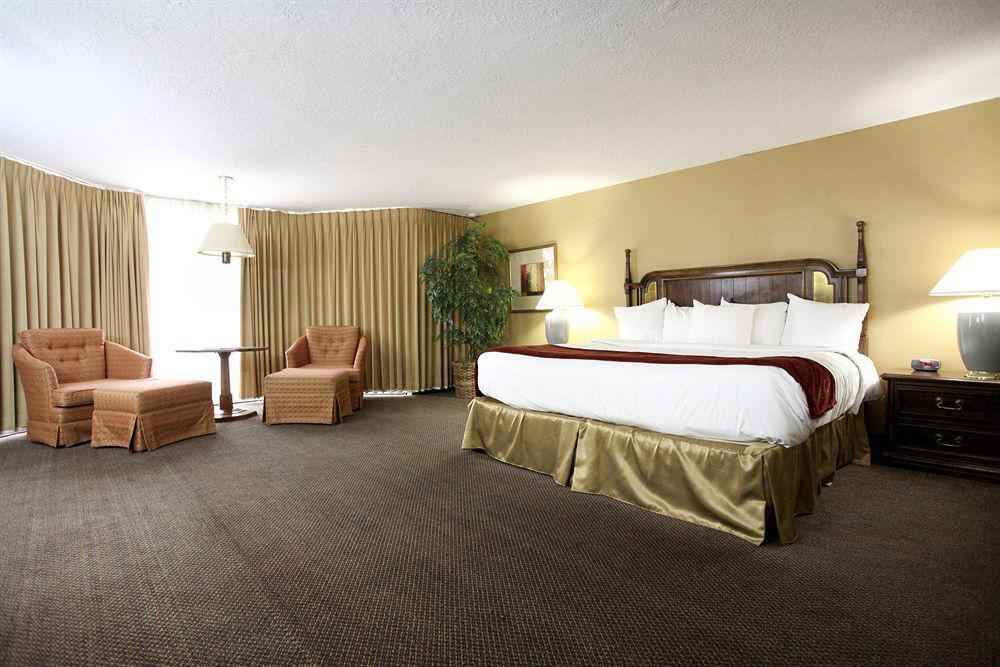 Baymont By Wyndham Cedar City Extérieur photo