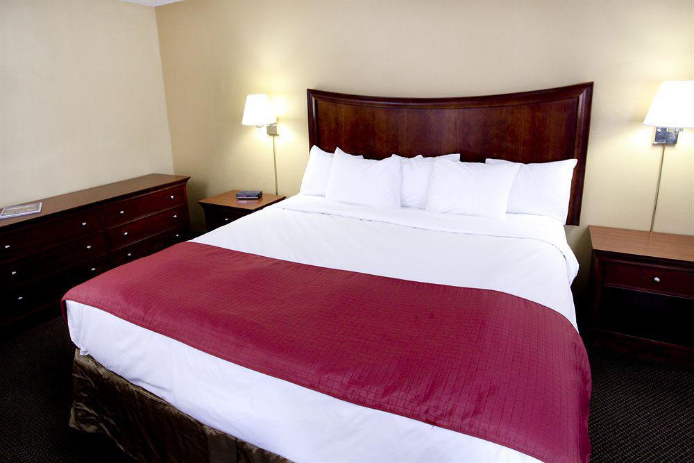 Baymont By Wyndham Cedar City Extérieur photo